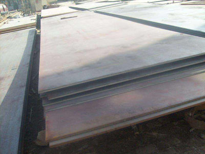 Problems encountered in welding of JIS G3114 SMA 50 CP weathering steel plate
