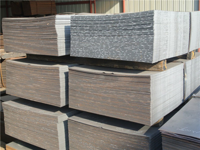 Differences in composition properties between S355J2W and S355J2WP steel plates