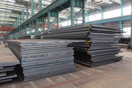 Rolling and heat treatment process of SM490YB test steel plate