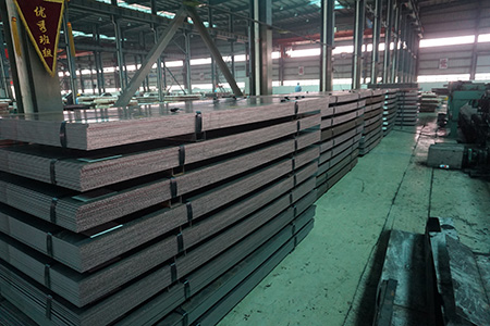 A St52 steel plate machining and welding characteristics